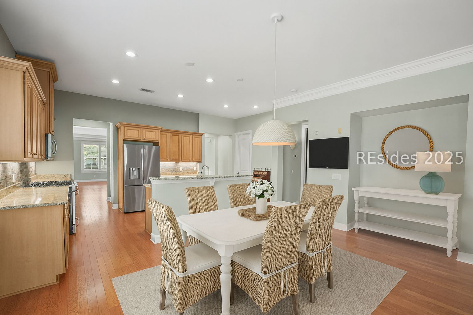 240 Garden Row Drive N