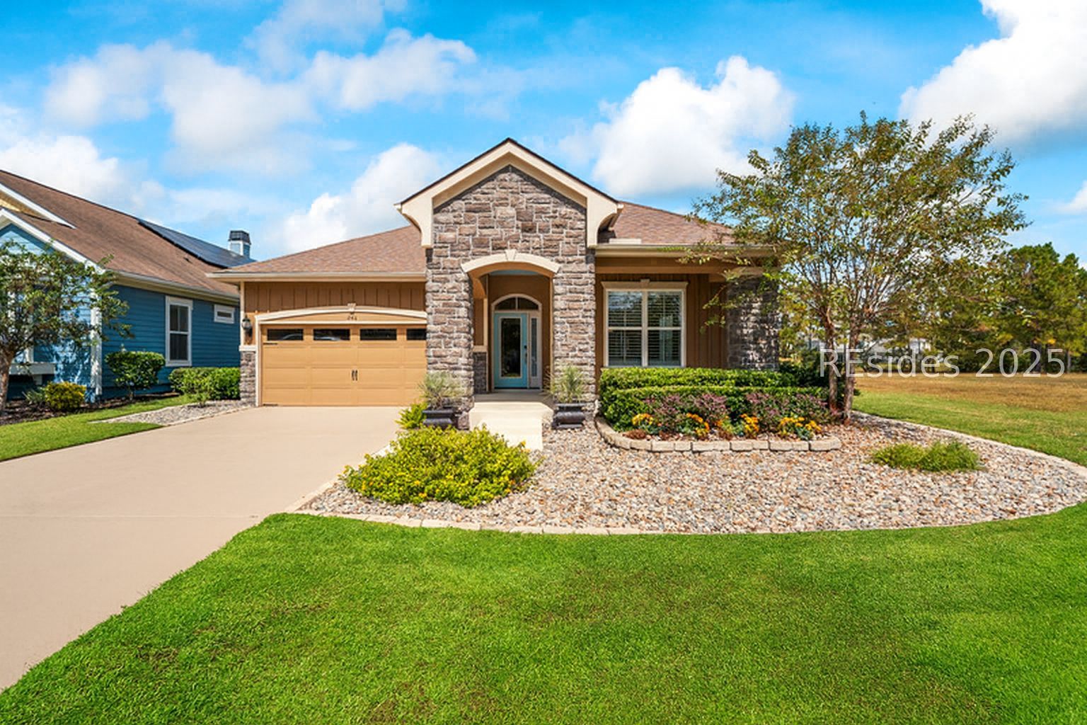 240 Garden Row Drive N