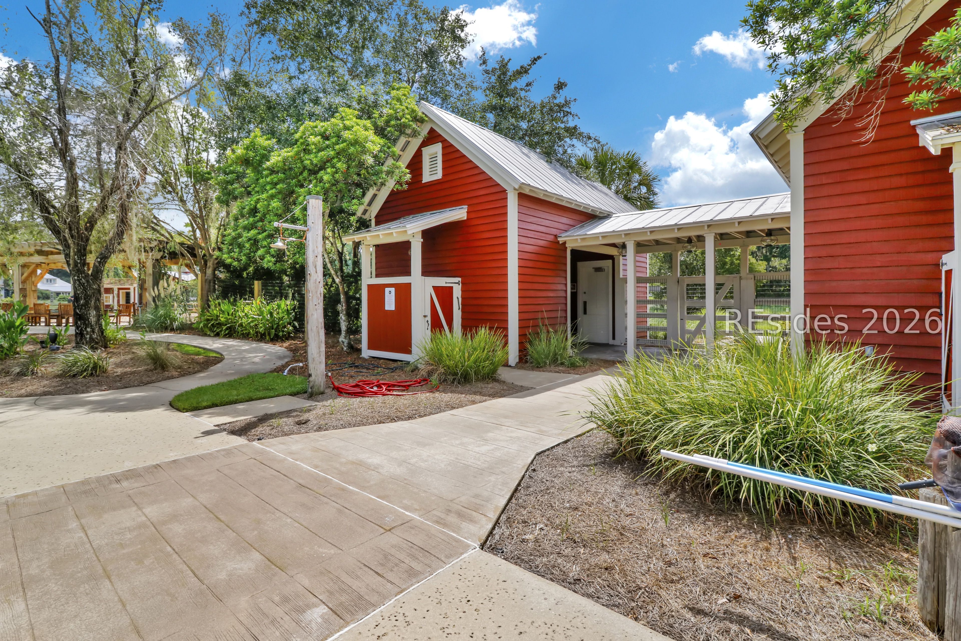 10 Oldfield Village Road