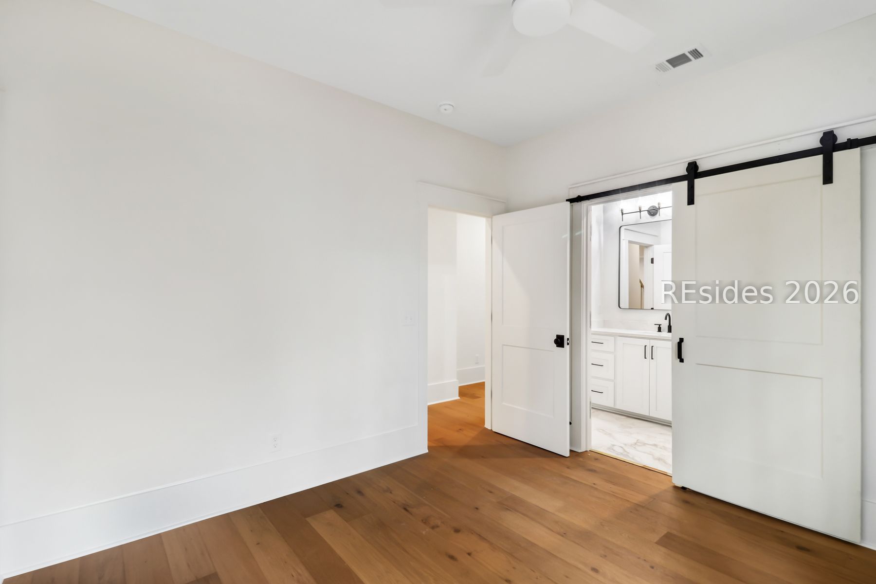 10 Oldfield Village Road