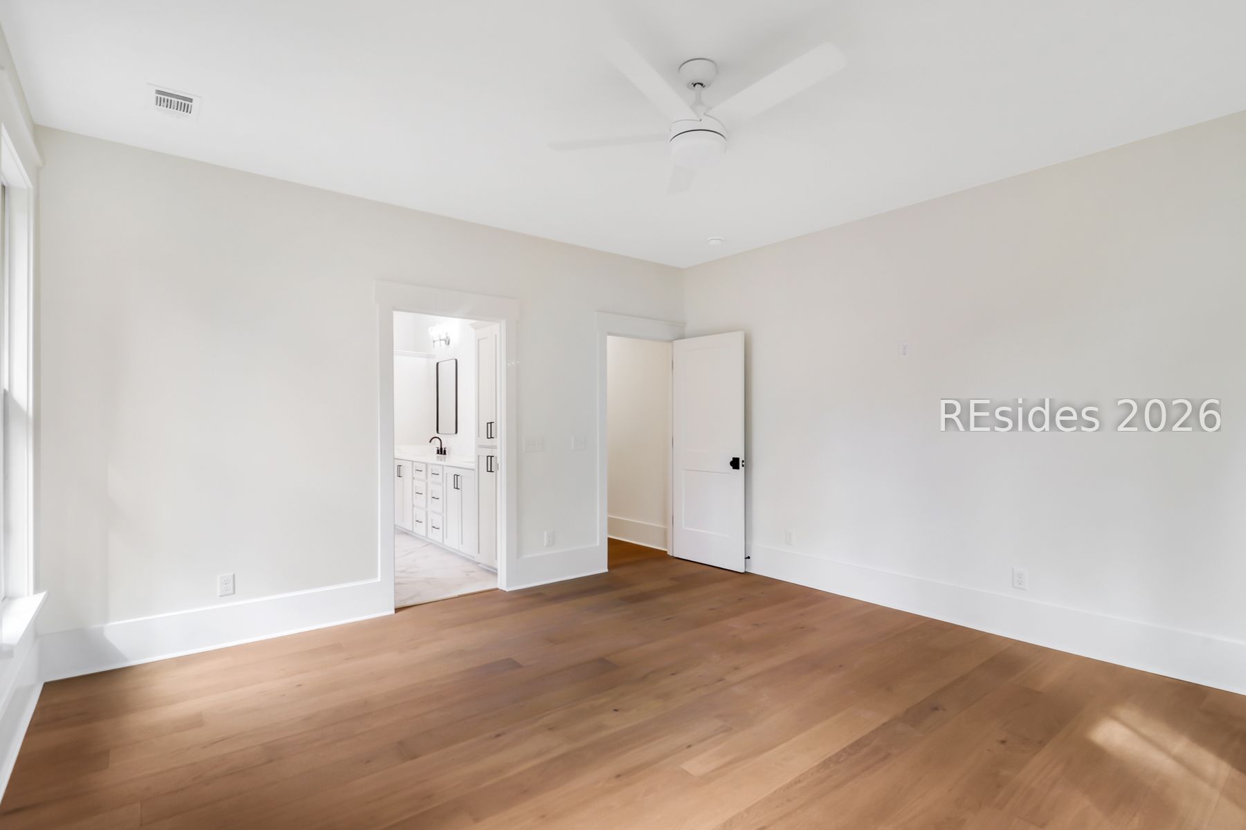 10 Oldfield Village Road