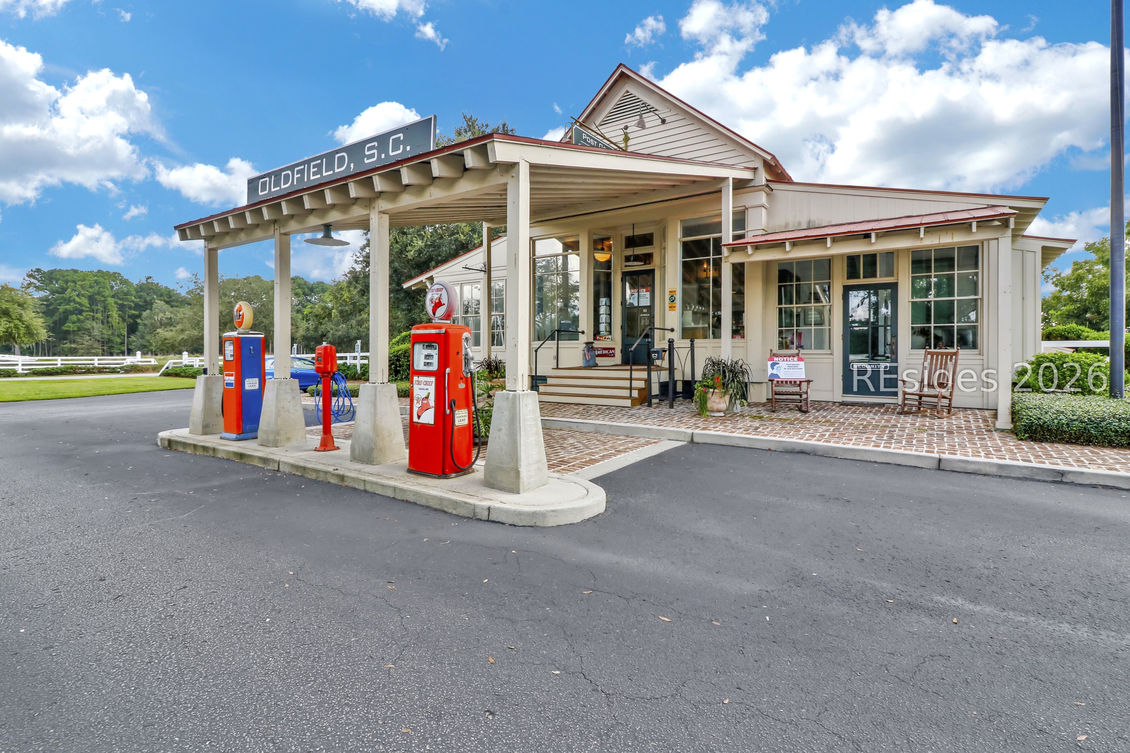 10 Oldfield Village Road