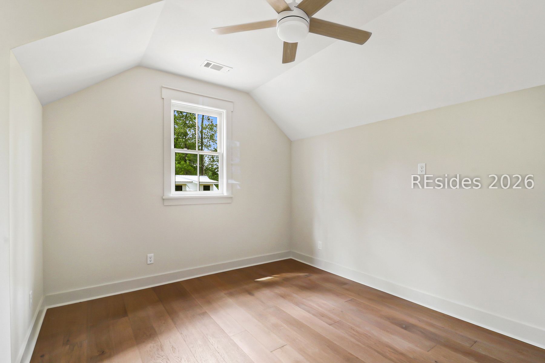 12 Oldfield Village Road