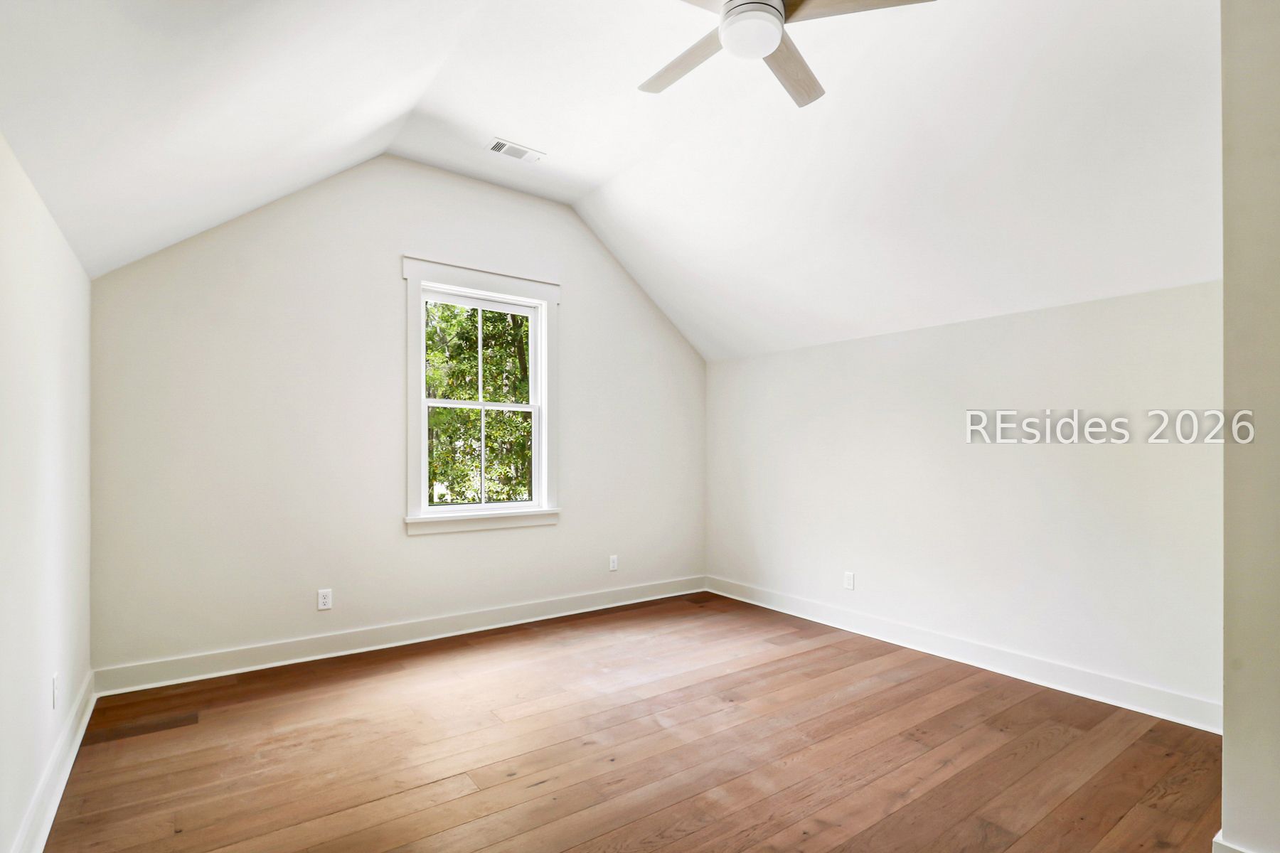 12 Oldfield Village Road
