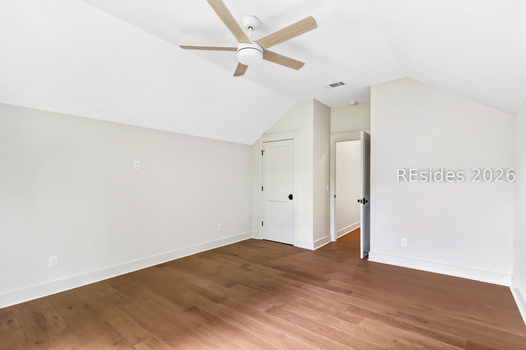 12 Oldfield Village Road