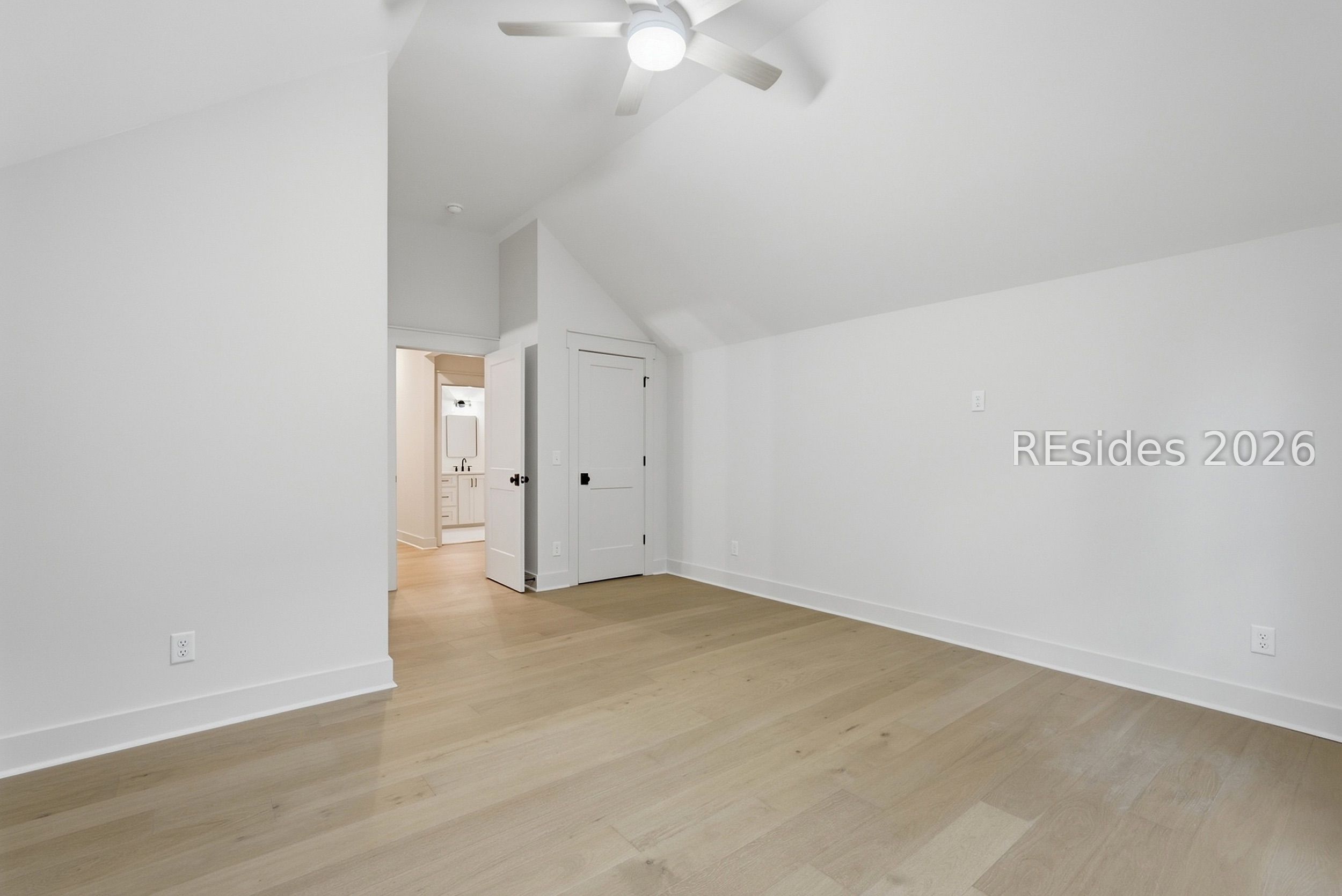 12 Oldfield Village Road