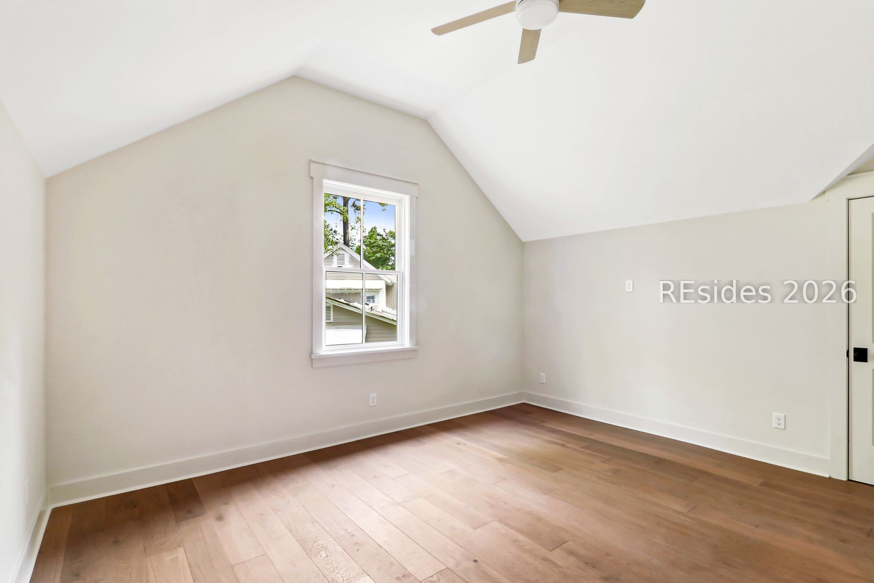 12 Oldfield Village Road