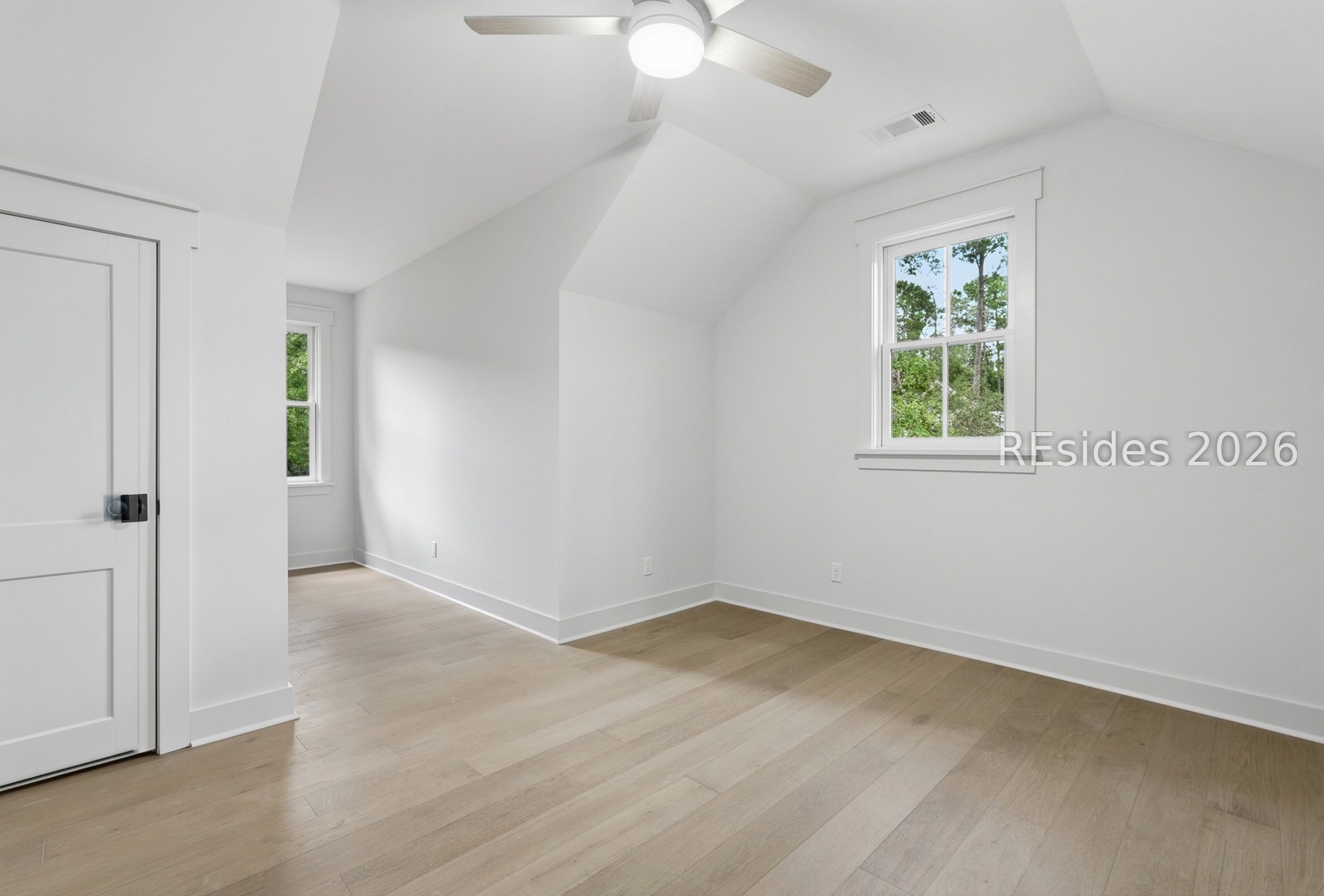 12 Oldfield Village Road