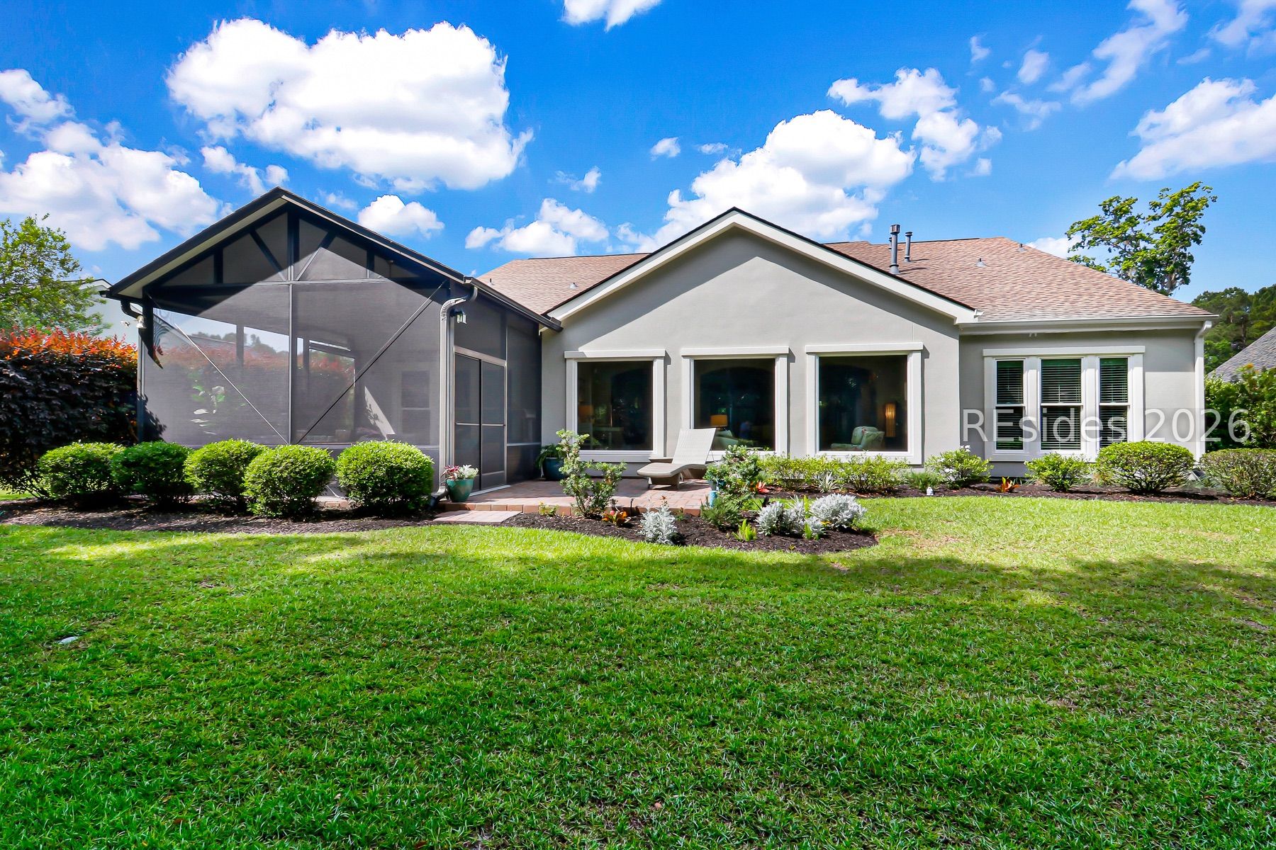 15 Rolling River Drive