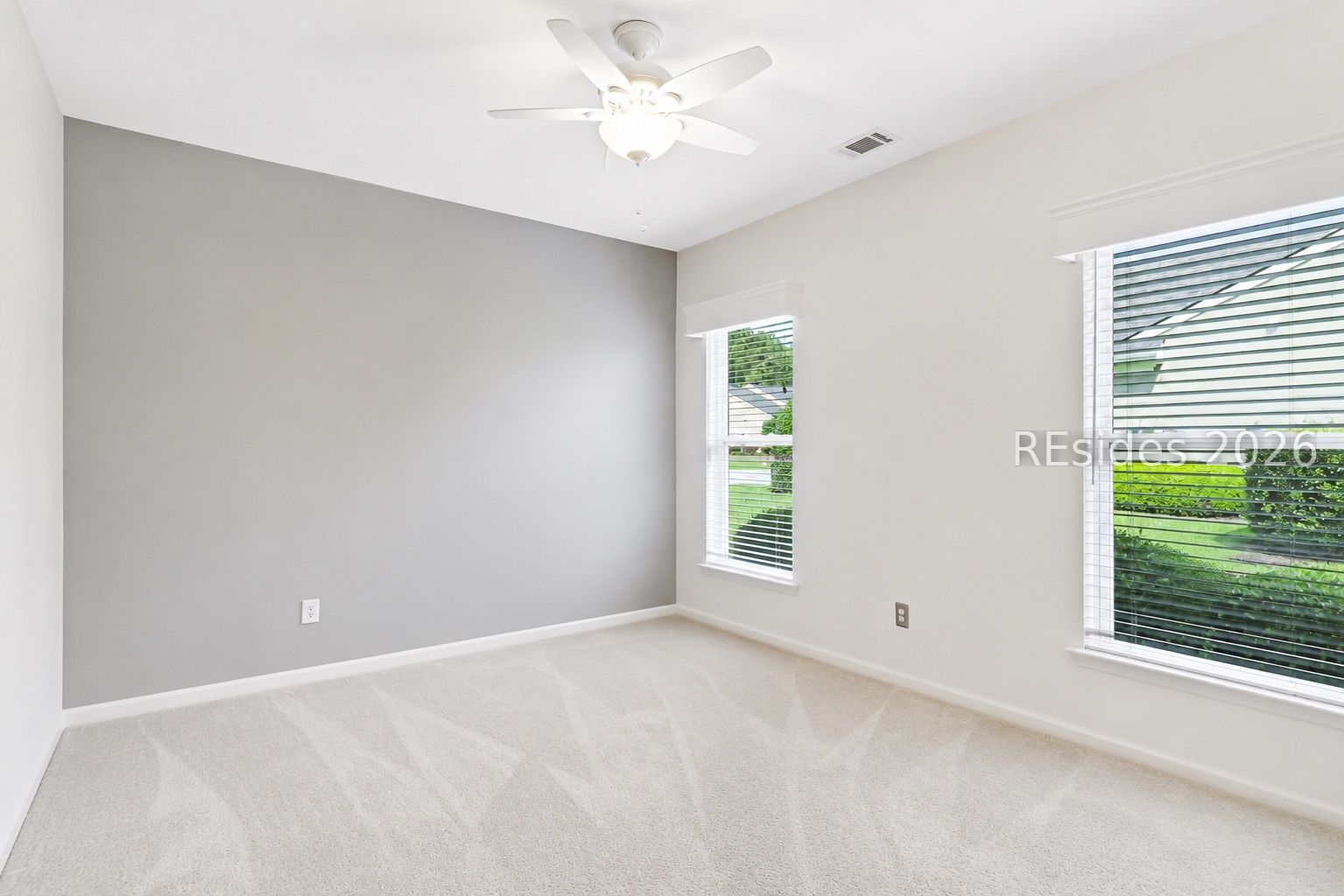 15 Rolling River Drive