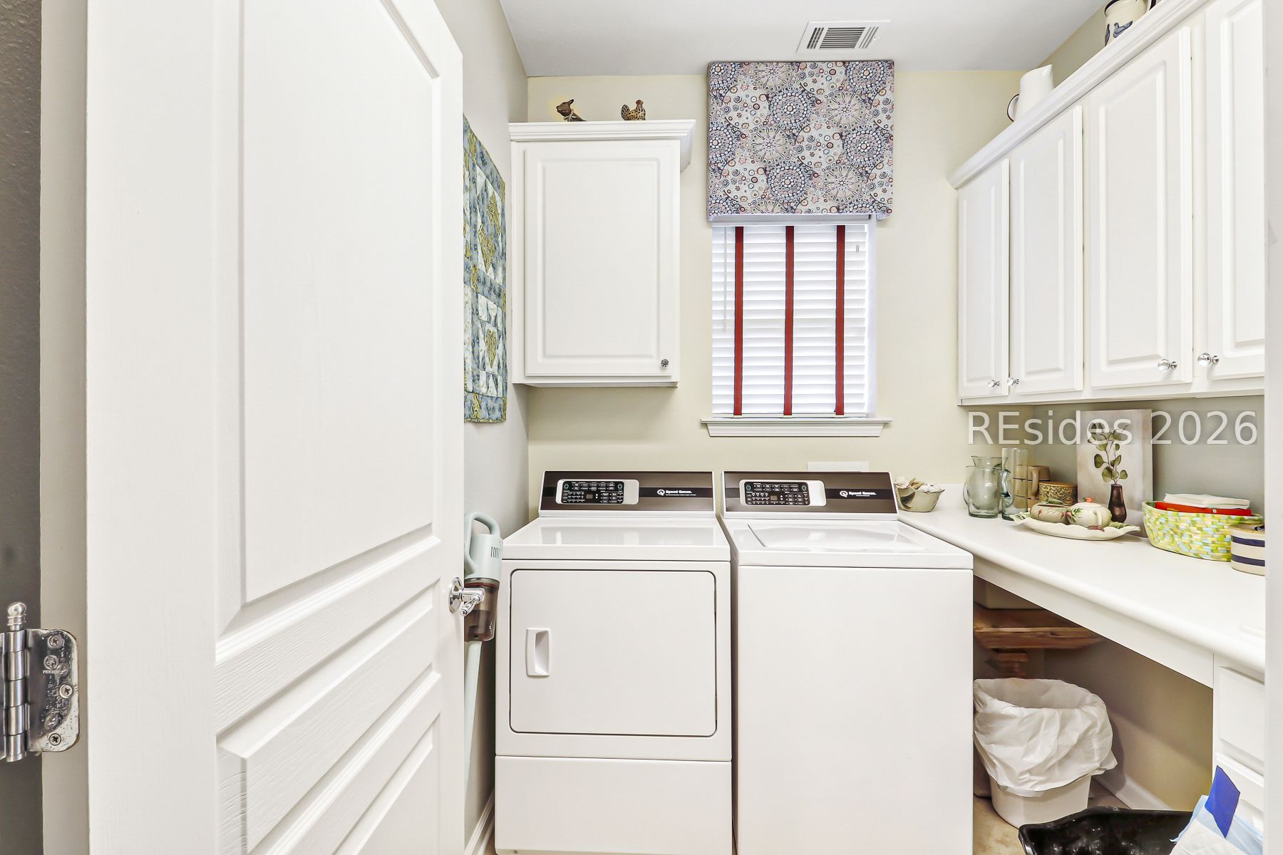 15 Rolling River Drive