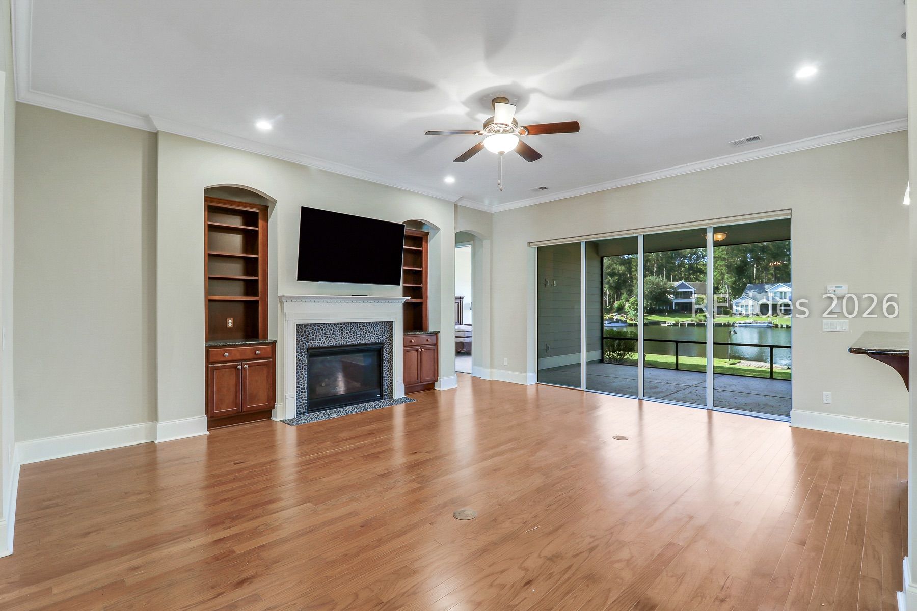 7 Anchor Bay Court