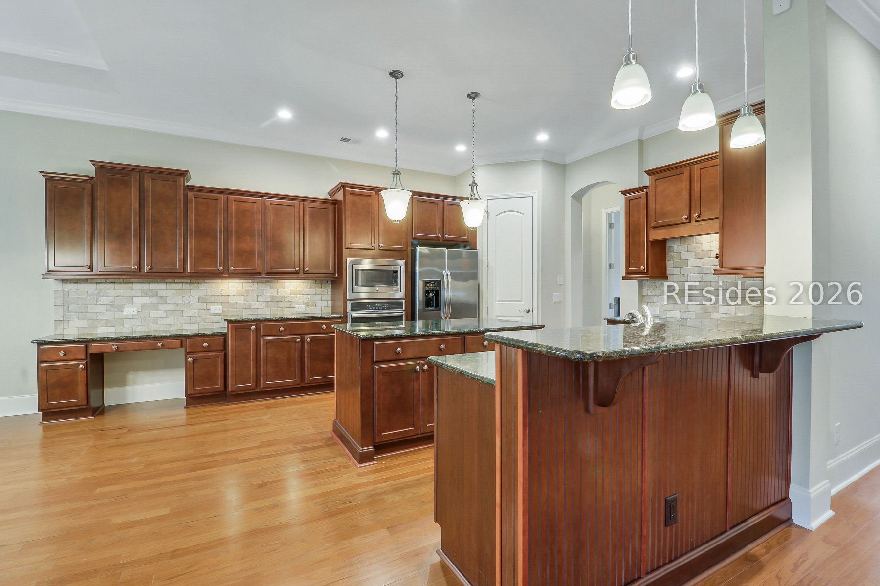 7 Anchor Bay Court