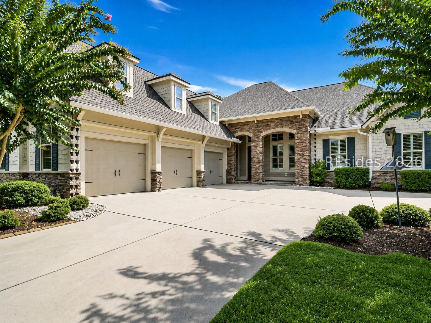7 Anchor Bay Court