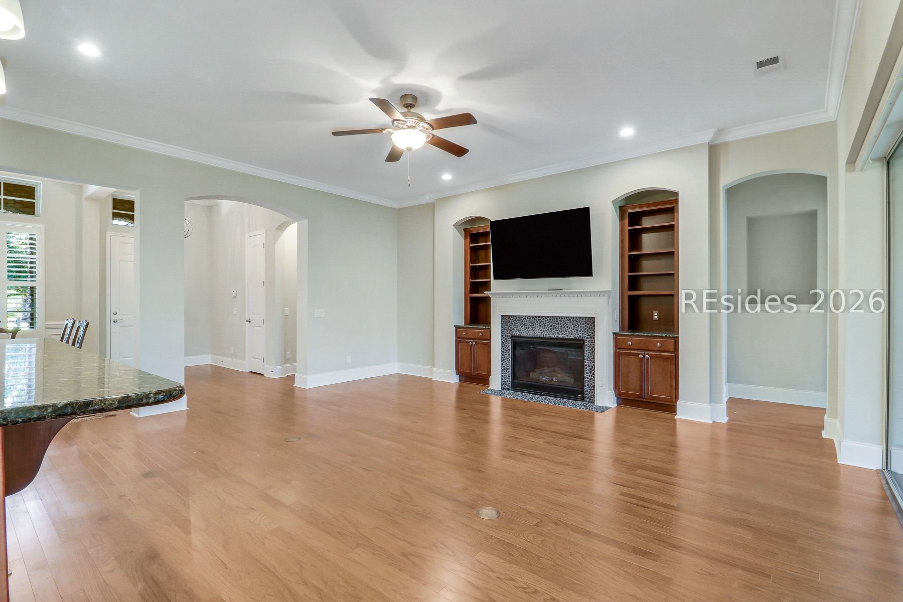 7 Anchor Bay Court