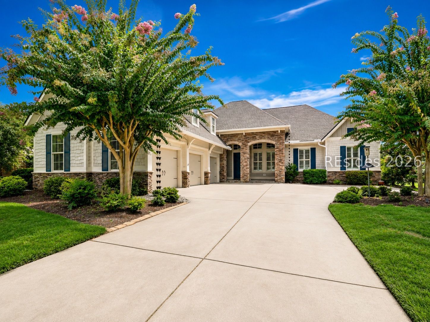 7 Anchor Bay Court