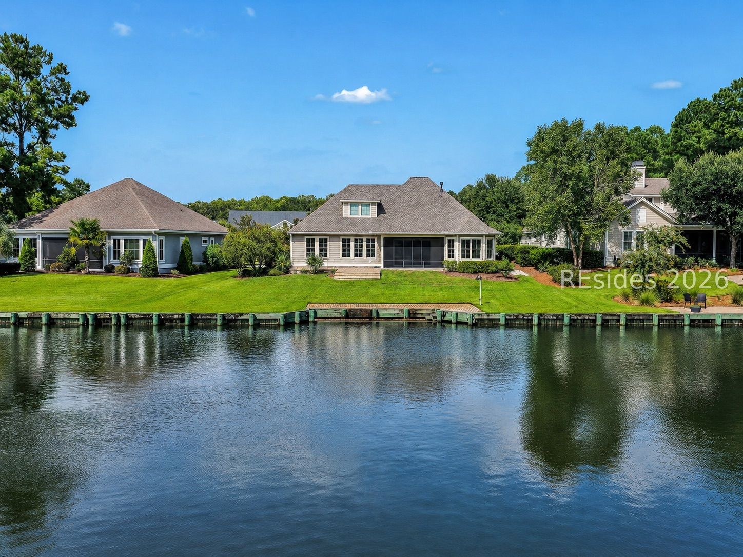 7 Anchor Bay Court