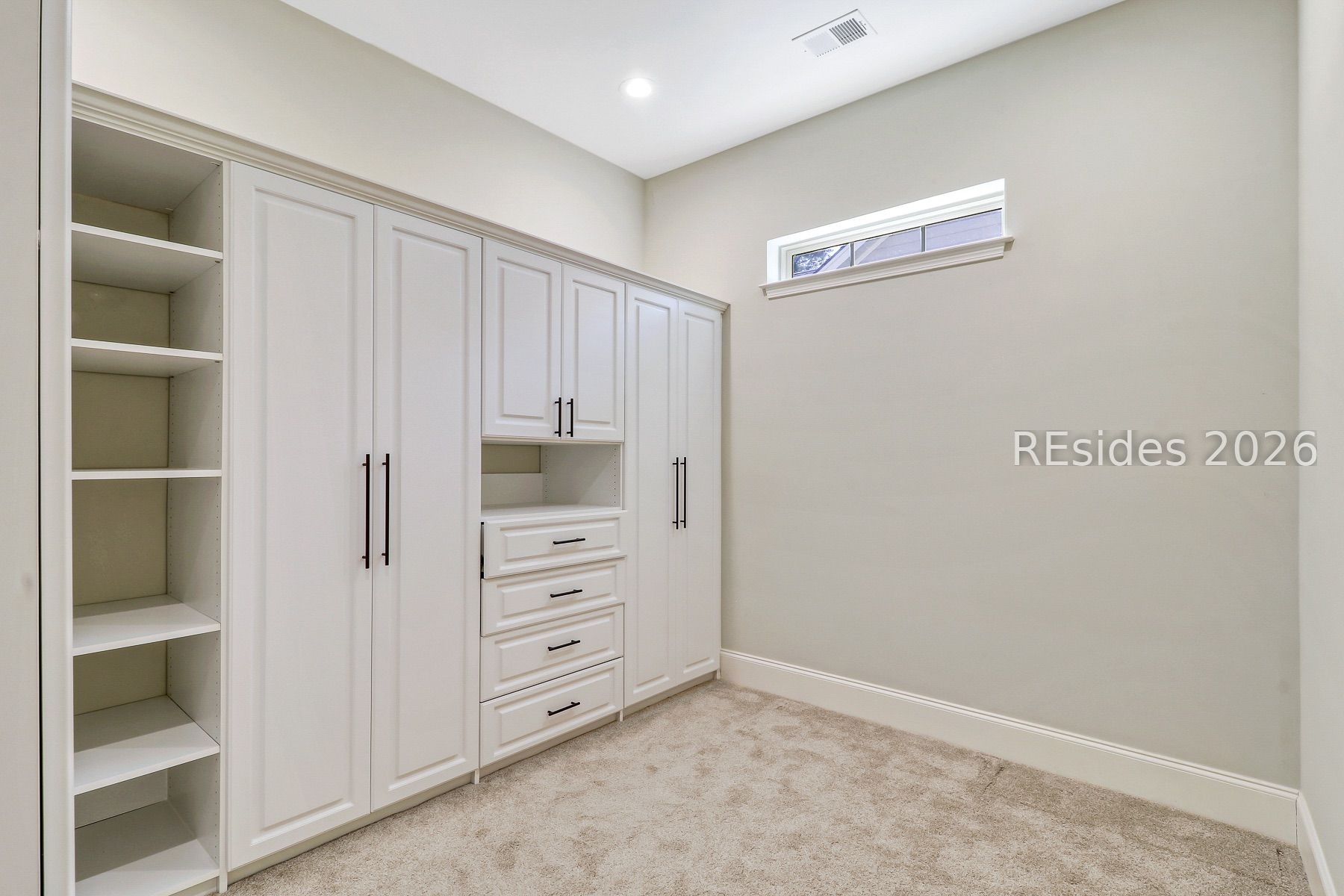 7 Anchor Bay Court