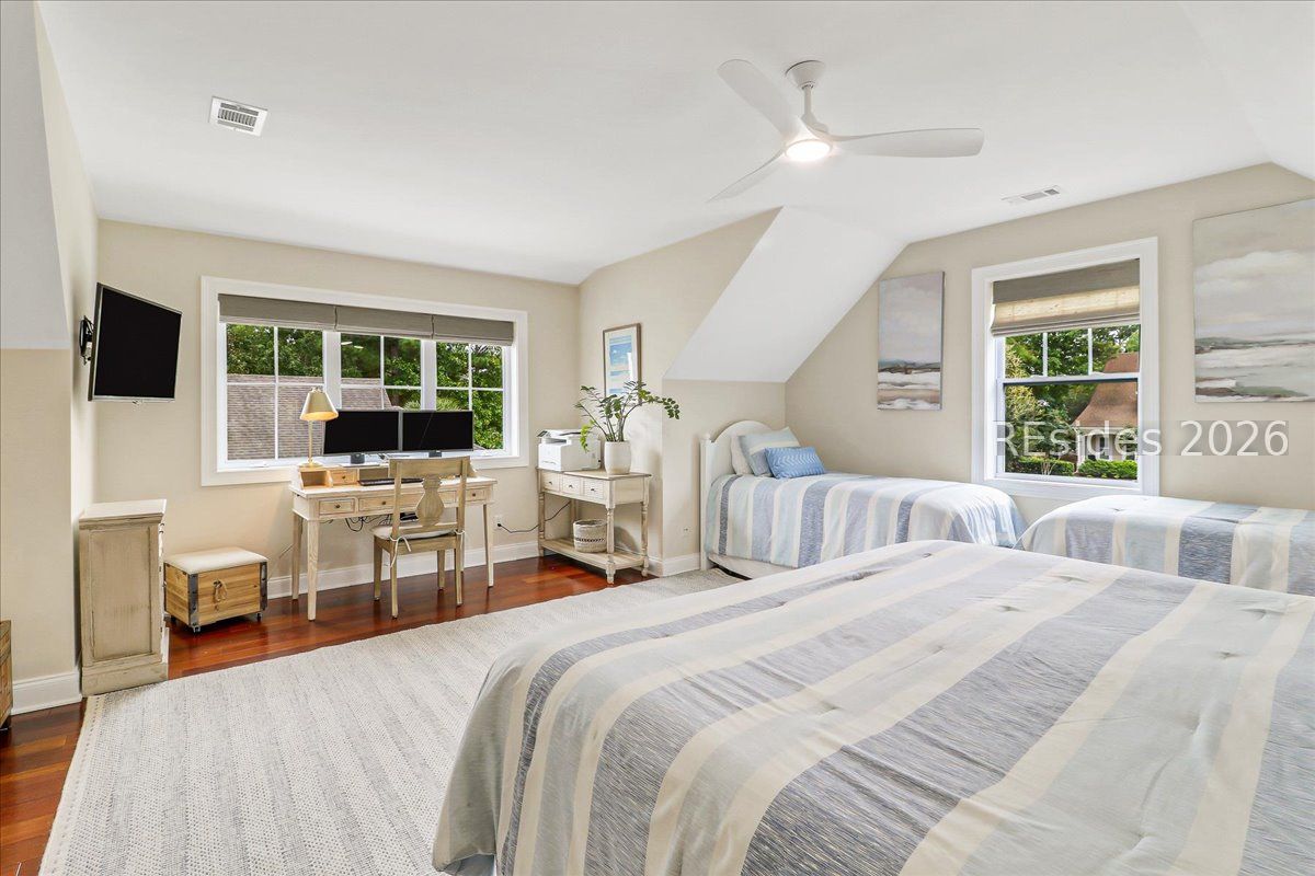 26 Harborage Court
