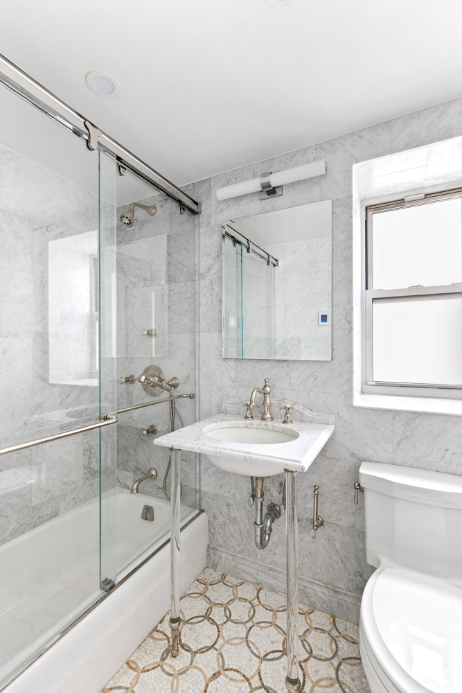 430 E 56TH Street 11B