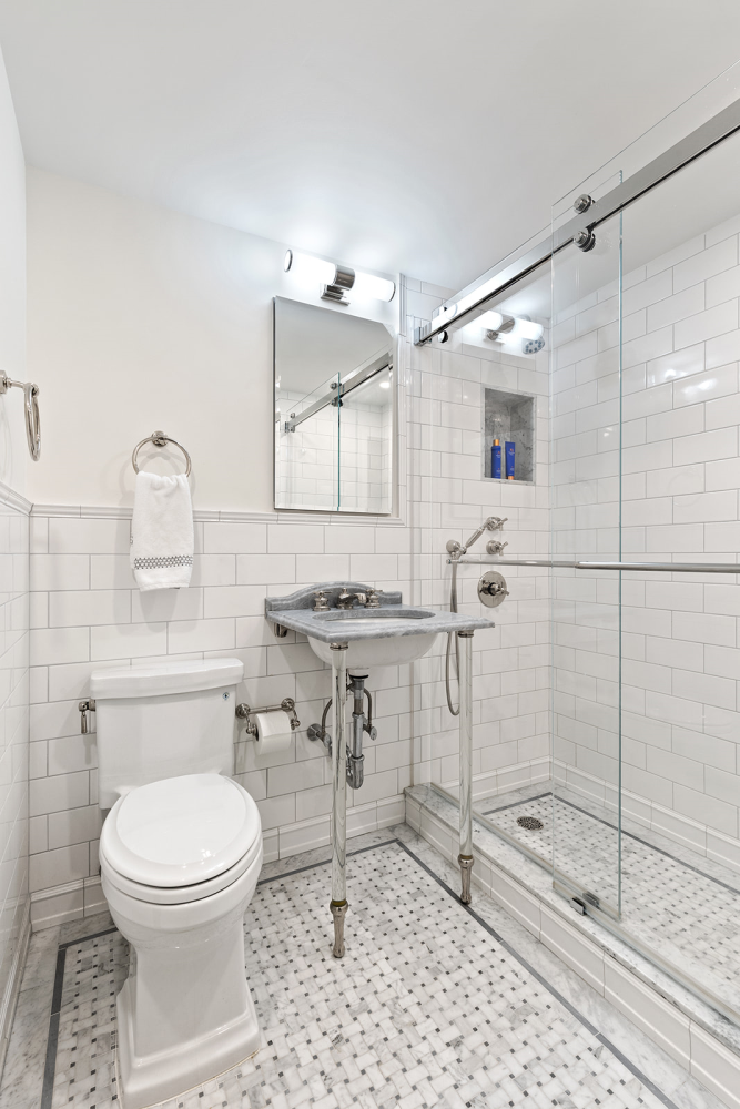 430 E 56TH Street 11B