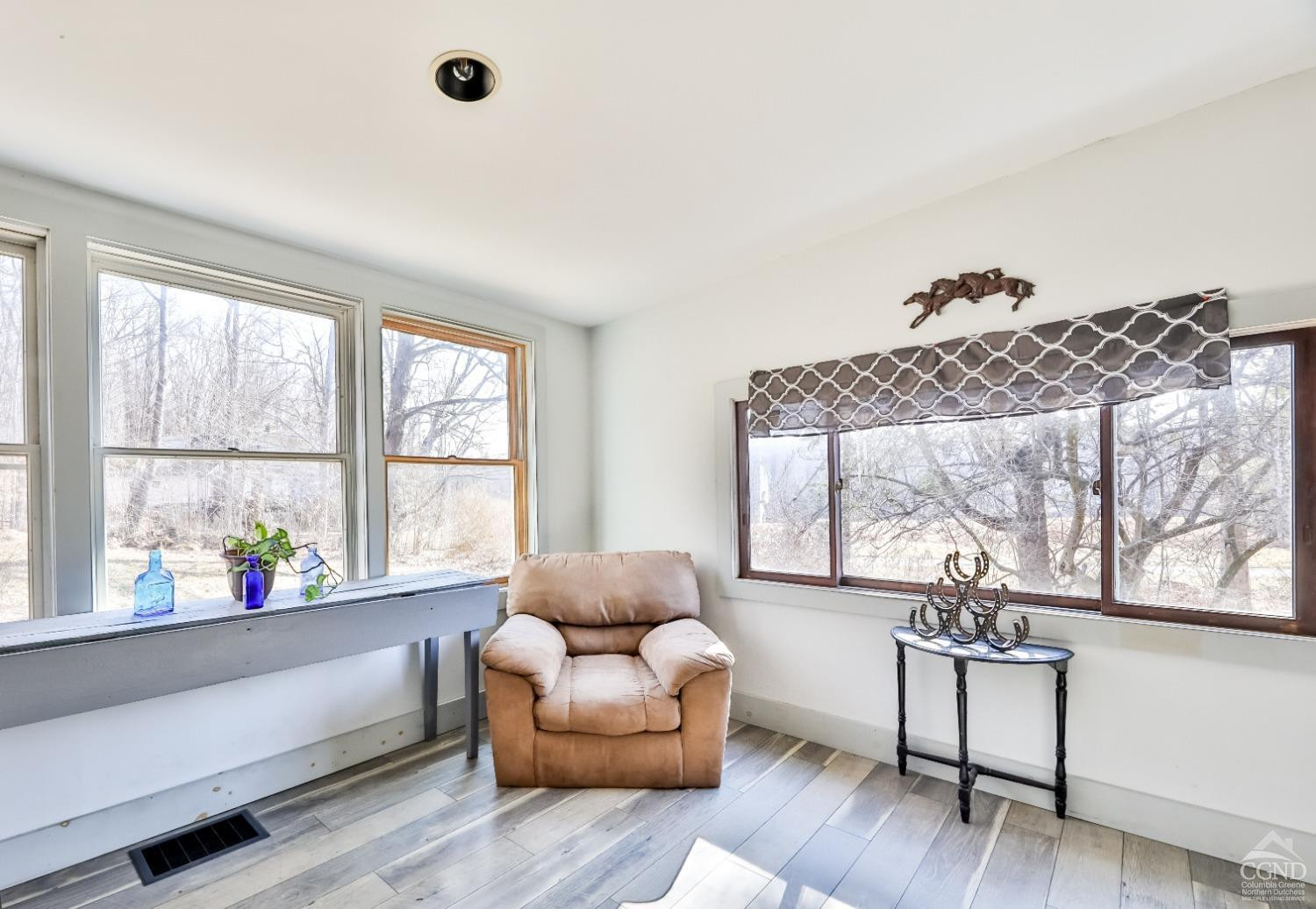 96 Stone Bridge Road