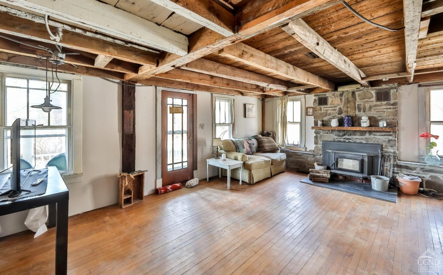 96 Stone Bridge Road