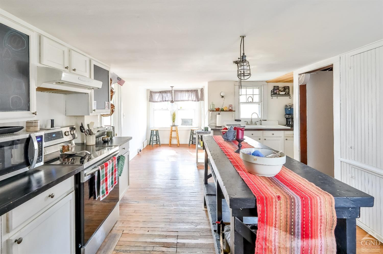 96 Stone Bridge Road