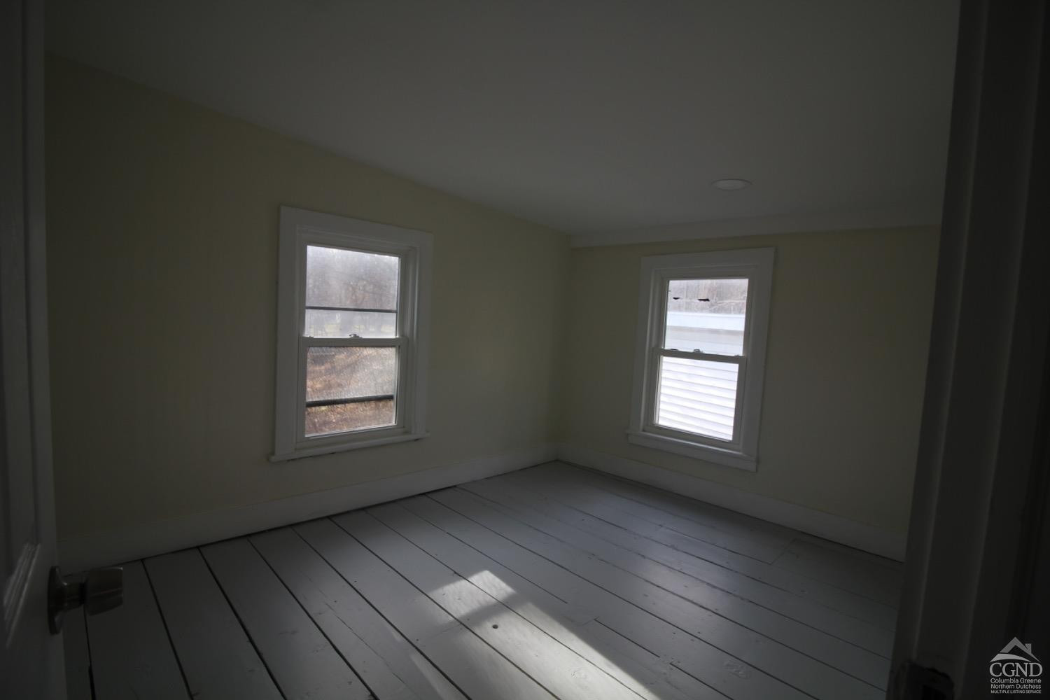 165 W Main