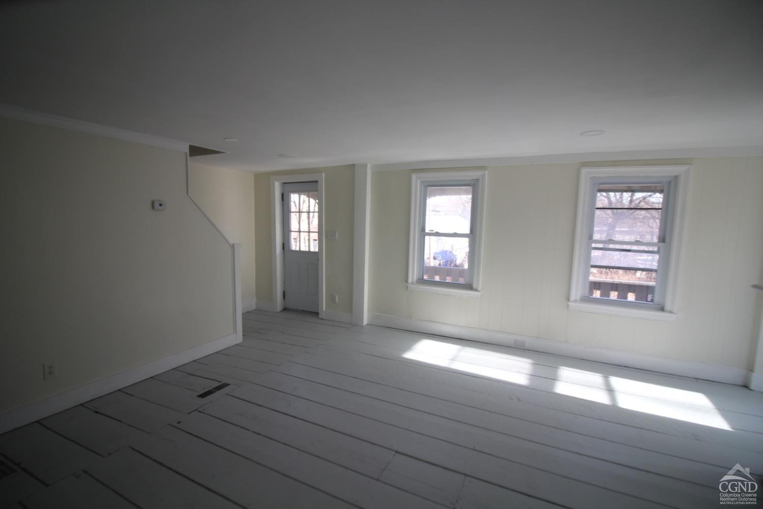 165 W Main