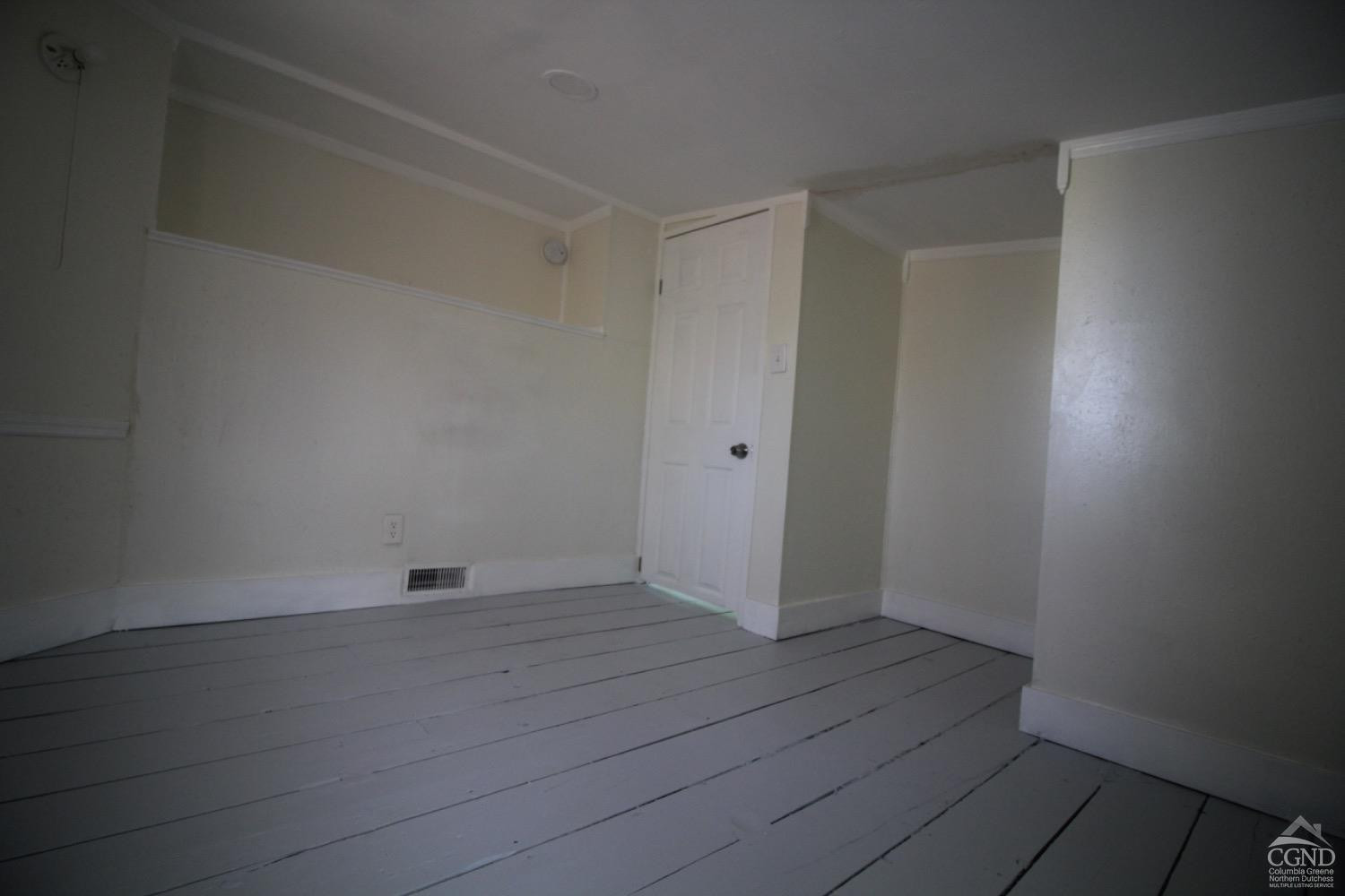165 W Main