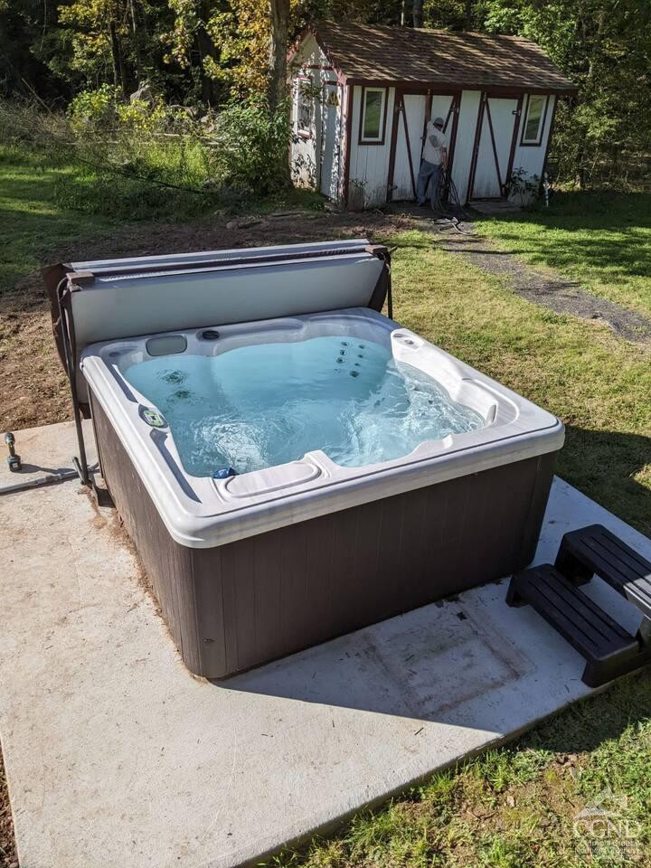 171 Roosevelt Avenue