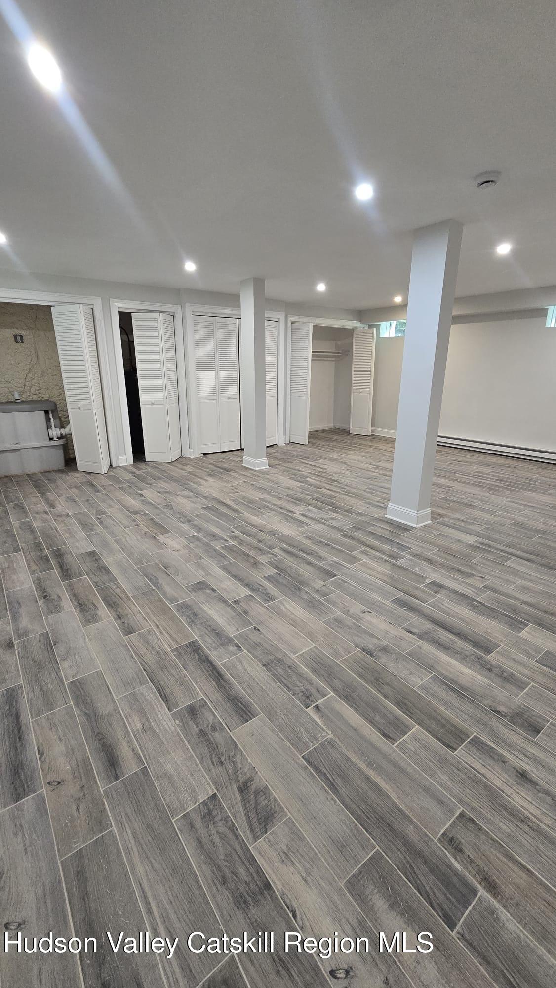 1321 Sleepy Hollow Road