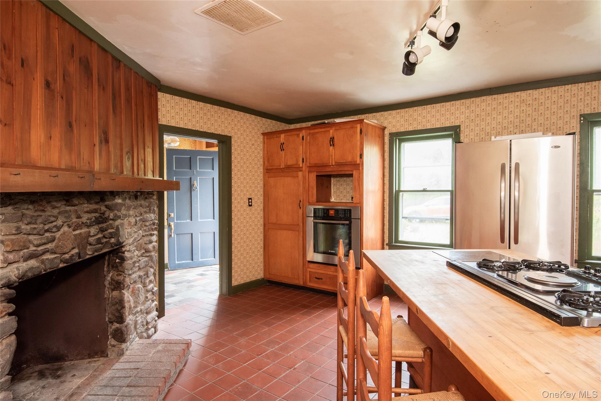 32 Mountain Camp Road