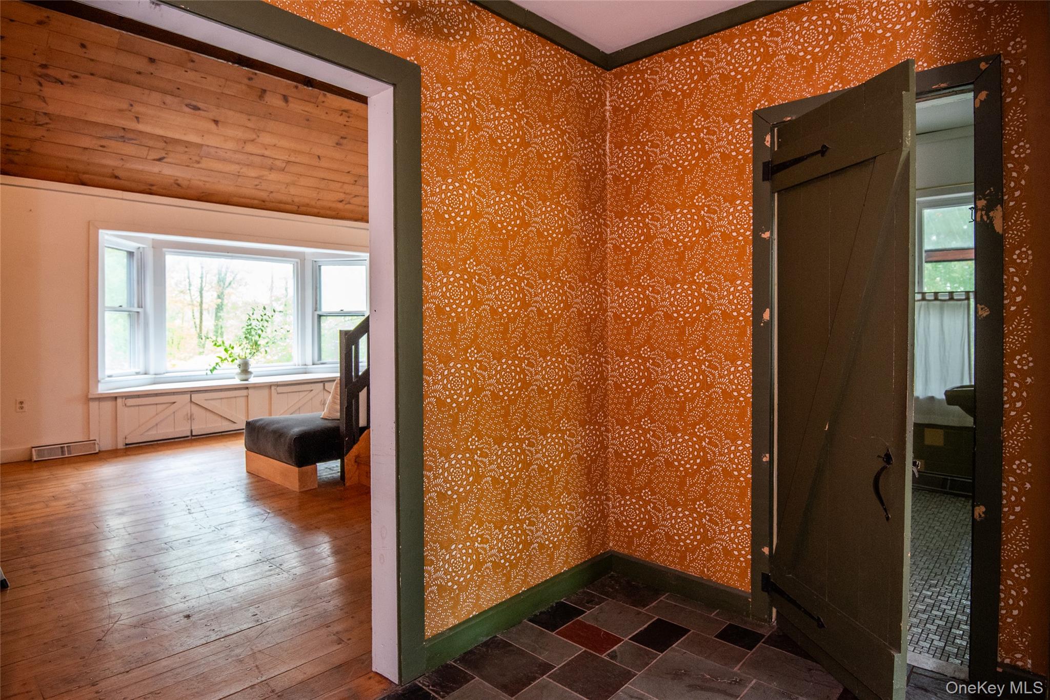 32 Mountain Camp Road