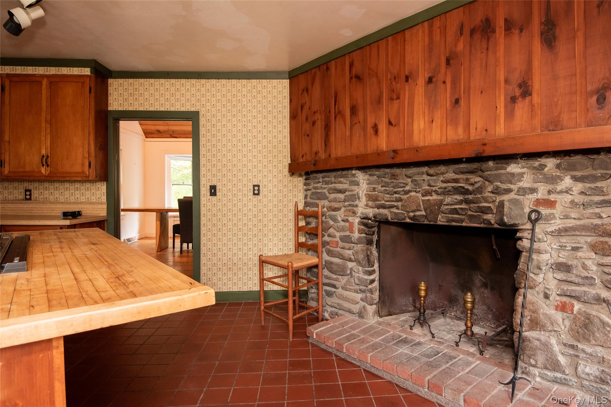 32 Mountain Camp Road