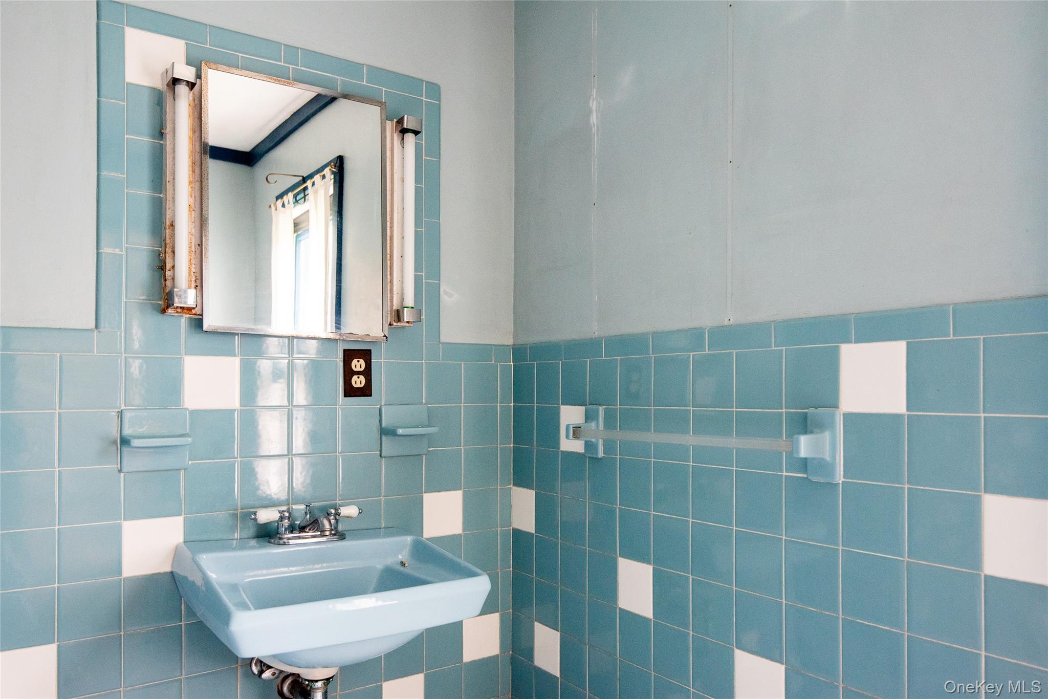 32 Mountain Camp Road