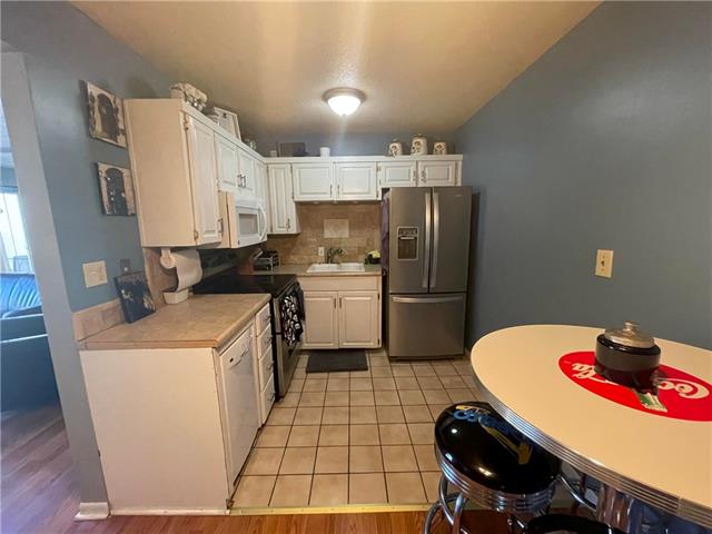 2807 Pembroke Lane Unit: C16