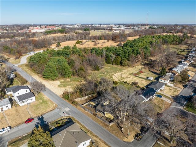3201 Mark Twain Drive