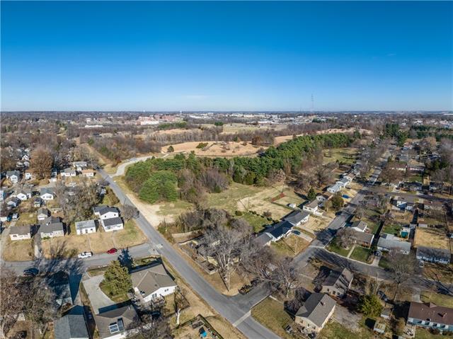3201 Mark Twain Drive