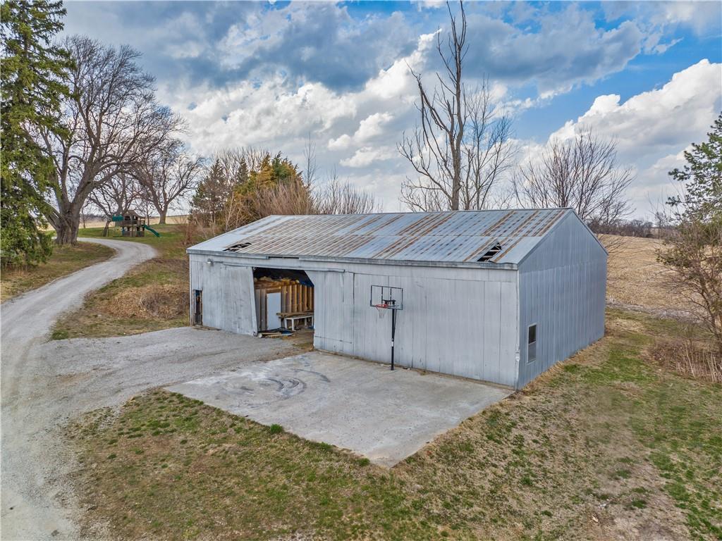 17282 Memphis Road