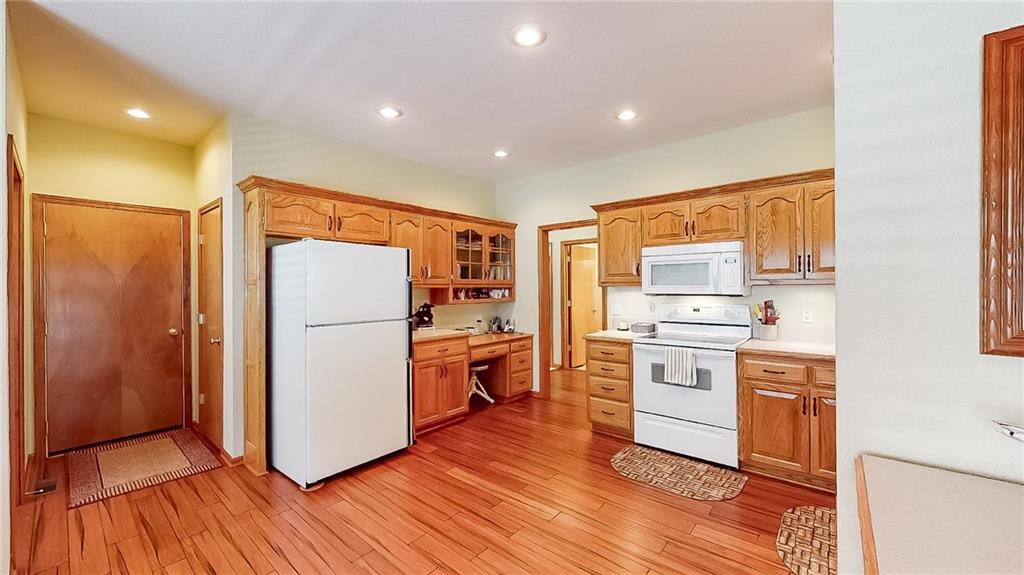 2908 Eastbrook Court