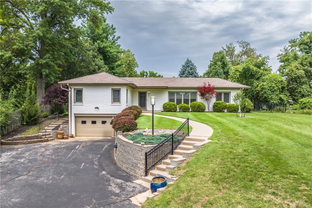 17 Lindenwood Lane
