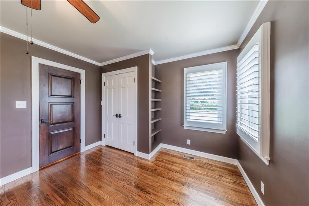 17 Lindenwood Lane
