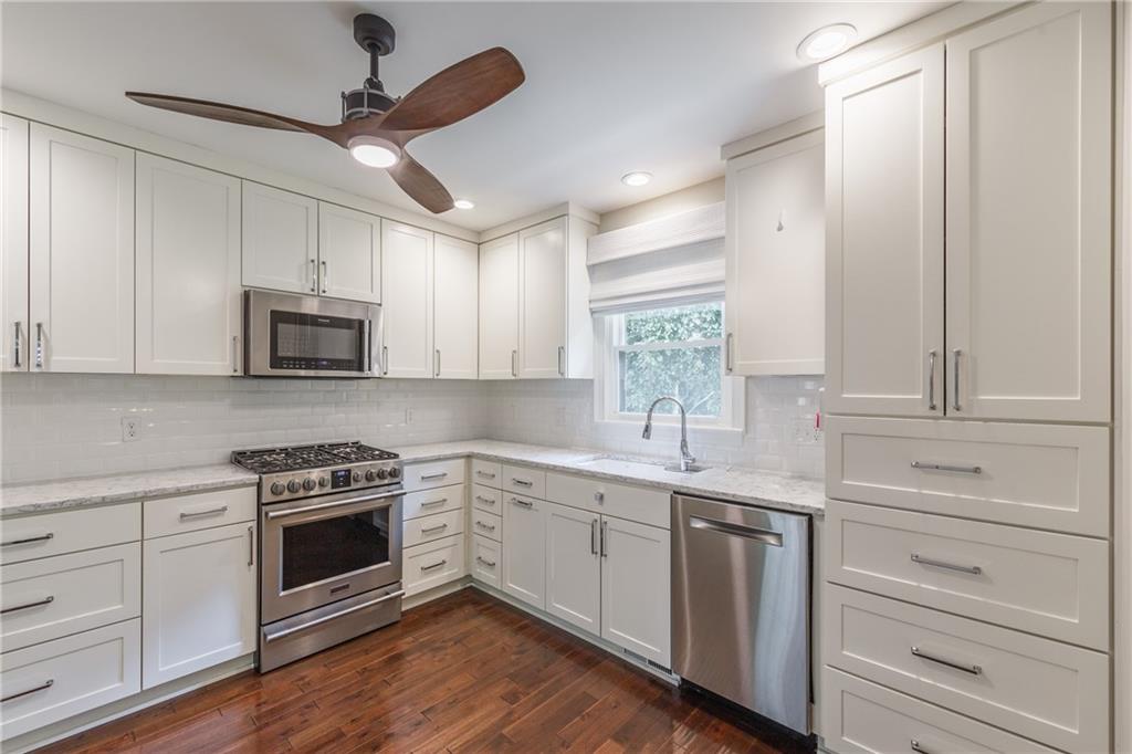 17 Lindenwood Lane