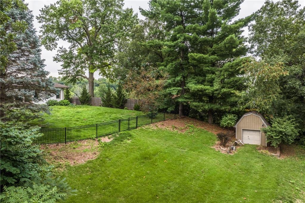 17 Lindenwood Lane