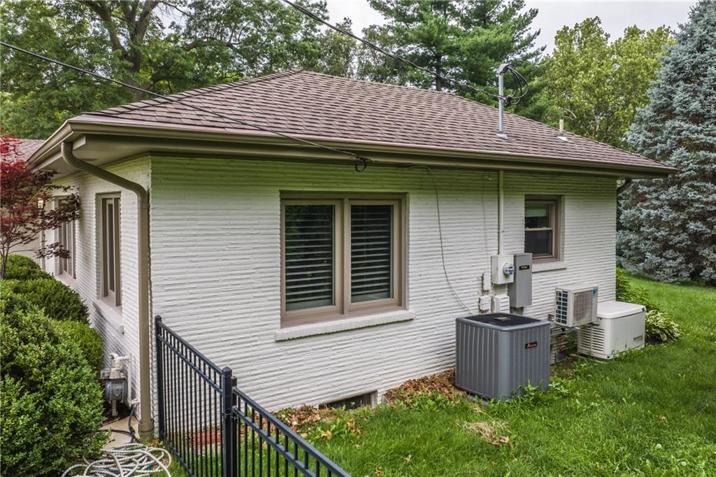 17 Lindenwood Lane