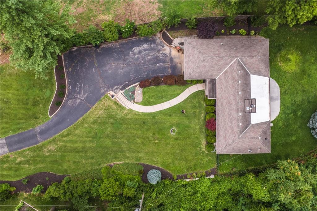 17 Lindenwood Lane