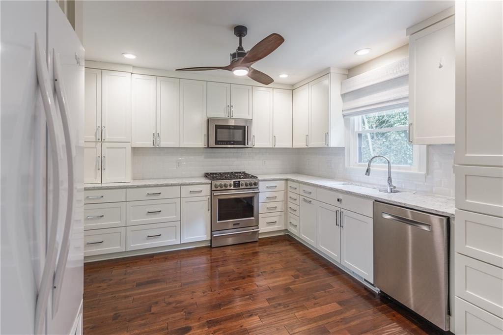 17 Lindenwood Lane