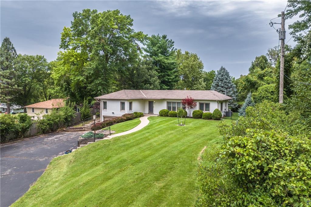17 Lindenwood Lane